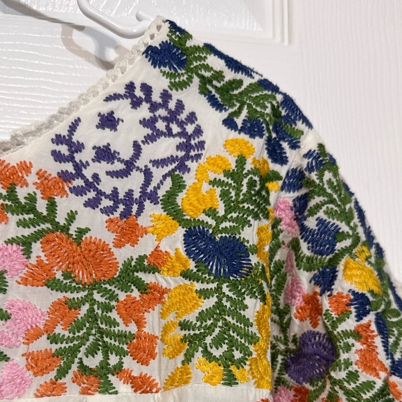 Buddy Basic Embroidered Boho Top Medium Floral Rayon Peasant Blouse - Picture 3 of 9